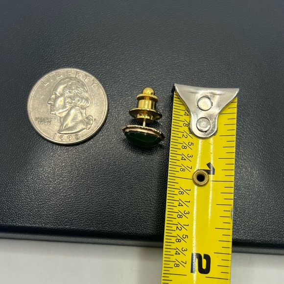 10k yellow gold green jadeite cabochon stone tie tack pin vintage - Picture 7 of 14